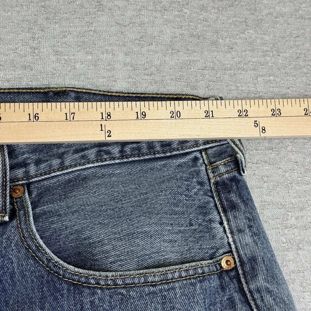Levi's 501 Original Fit Men Jeans 44x32 Button Fly Straight Leg Light Wash Denim